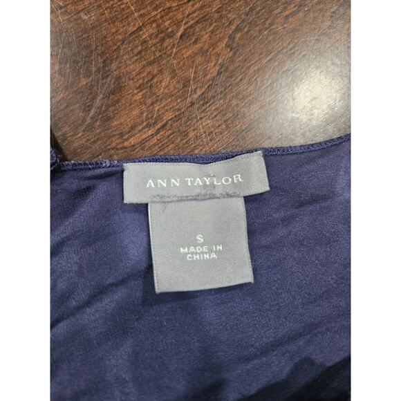 Ann Taylor 100% Silk Blue Ruffle Tank Top Sz S Minimalist Romantic Quiet Luxury - Picture 3 of 7